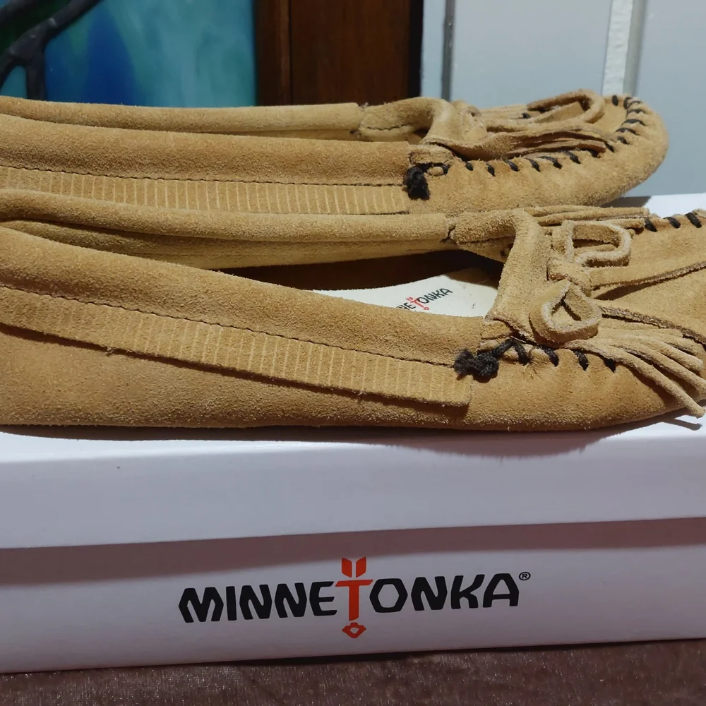 Minnetonka kids Classic Suede Moccasin - Chestnut